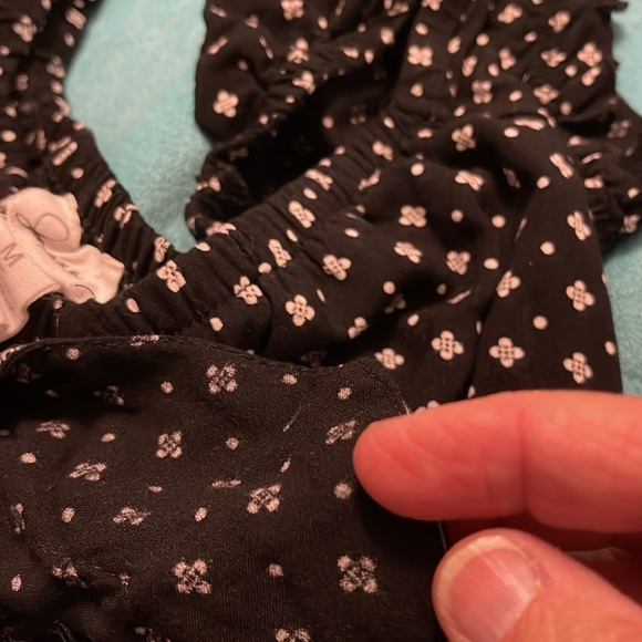 CROP TOP Japna‎ Asymmetrical Hem Puff Short Sleeves Black & White women’s size M - Picture 9 of 9